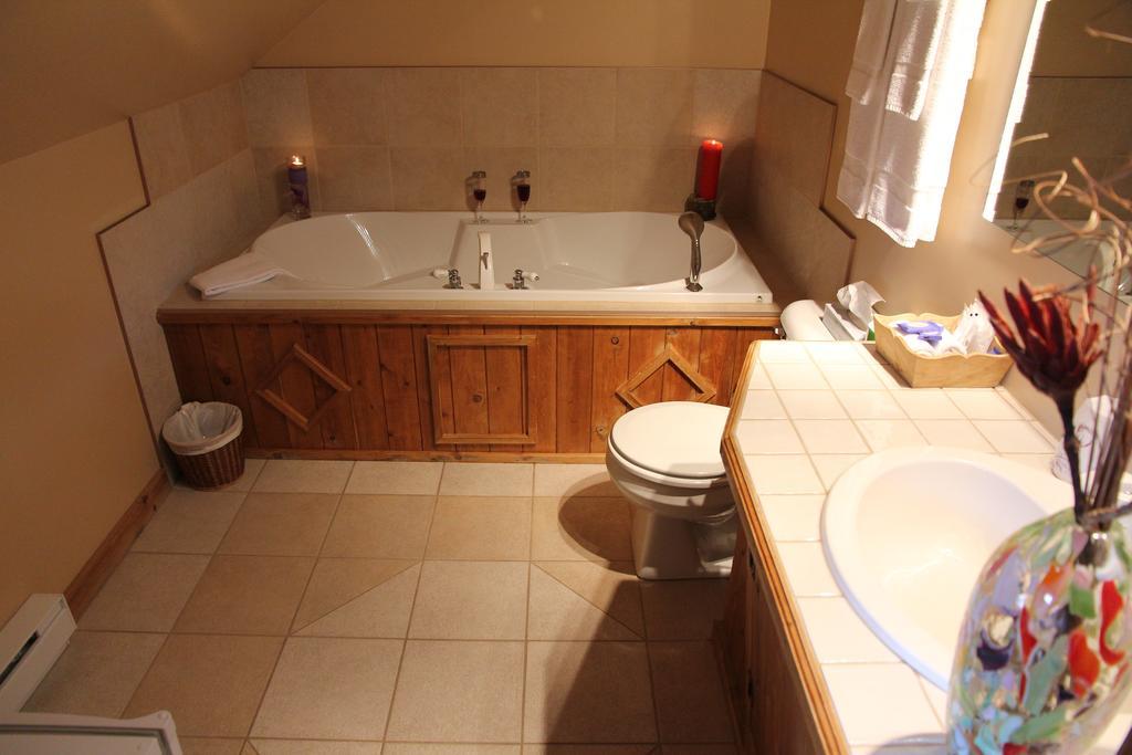 B&B Les Deux Pignons Petit-Saguenay Zimmer foto