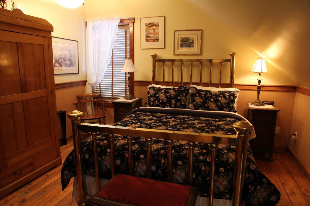 B&B Les Deux Pignons Petit-Saguenay Exterior foto